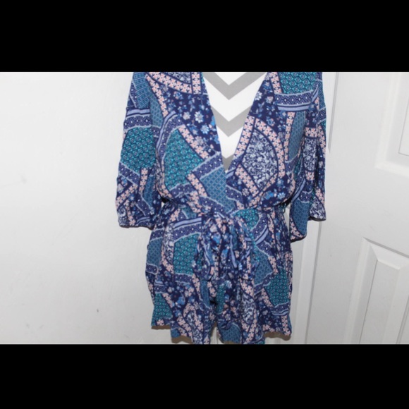 Romper - Picture 3 of 3